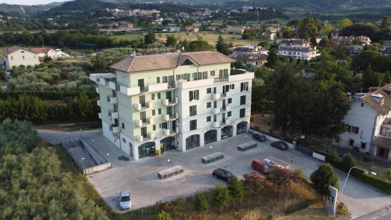 Hotel Clodi Ascoli Piceno Exterior photo