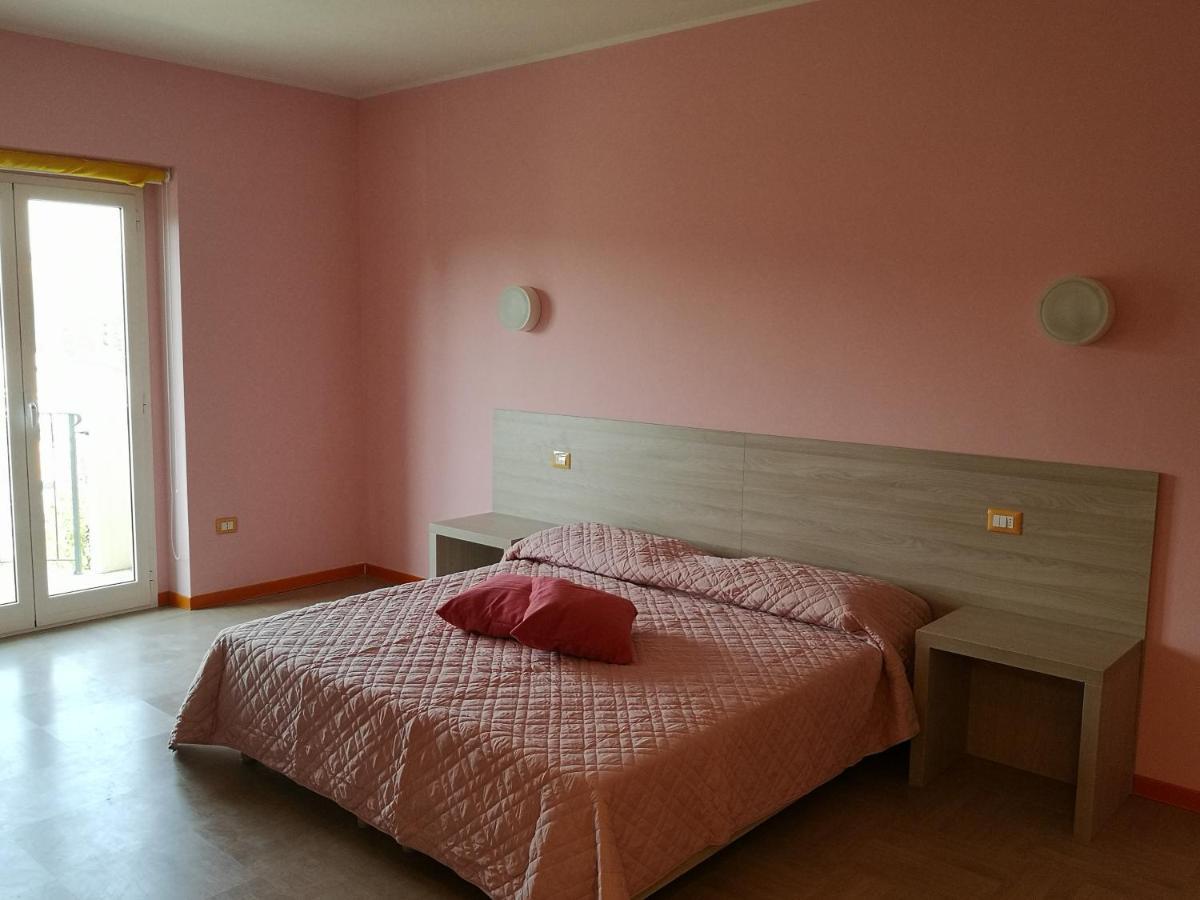 Hotel Clodi Ascoli Piceno Exterior photo