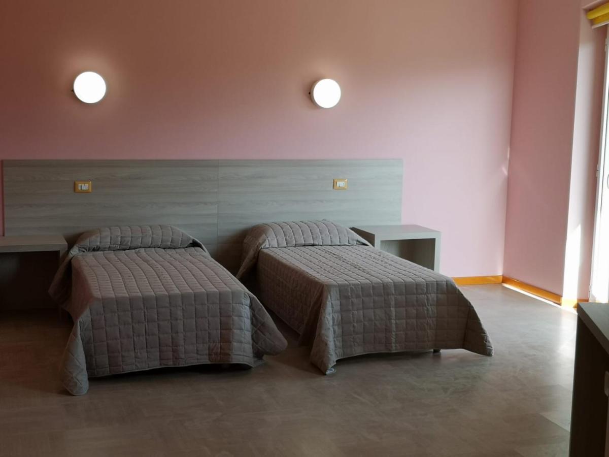 Hotel Clodi Ascoli Piceno Exterior photo